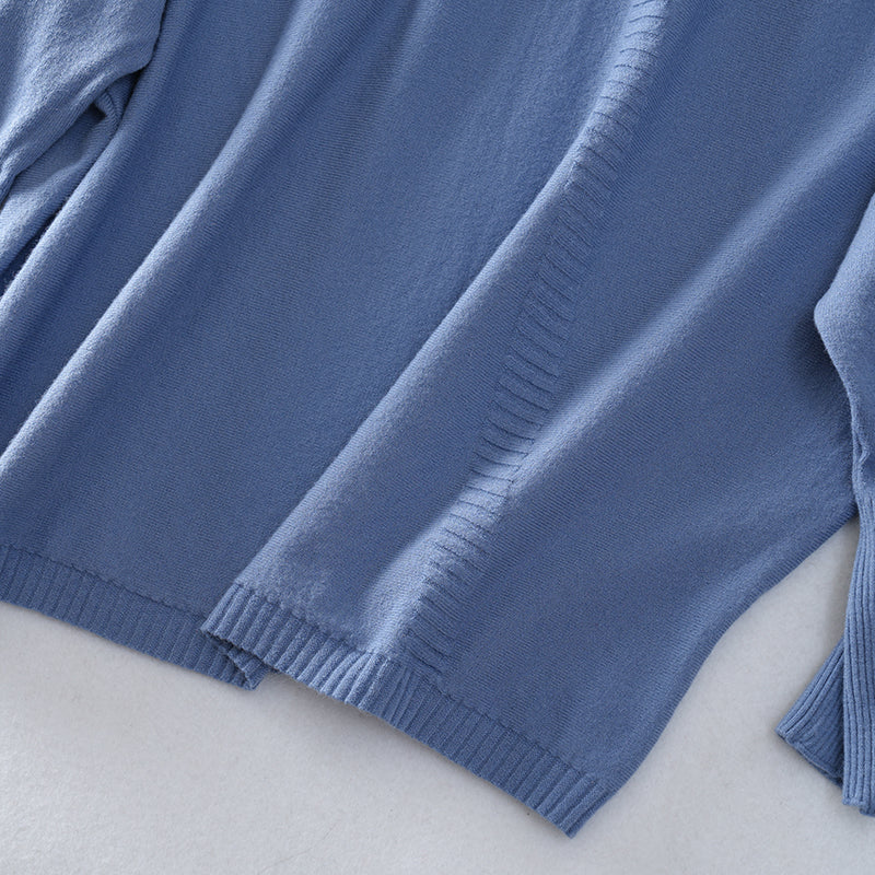 Locker sitzender Strickpullover mit Fledermausärmeln für Damen | Asymmetrisches Rippendetail | Rundhalsausschnitt | Leichter Pullover | Anpassbar