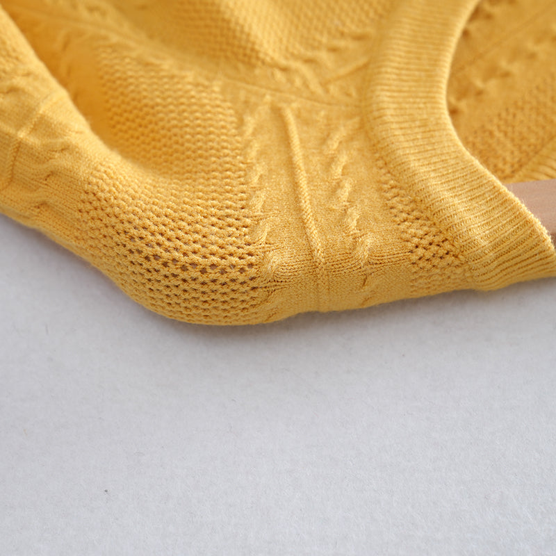 Loose Casual Round Neck Women’s Knit Sweater with Yellow – Fashion Wholesale for Brands | Customizable Design
